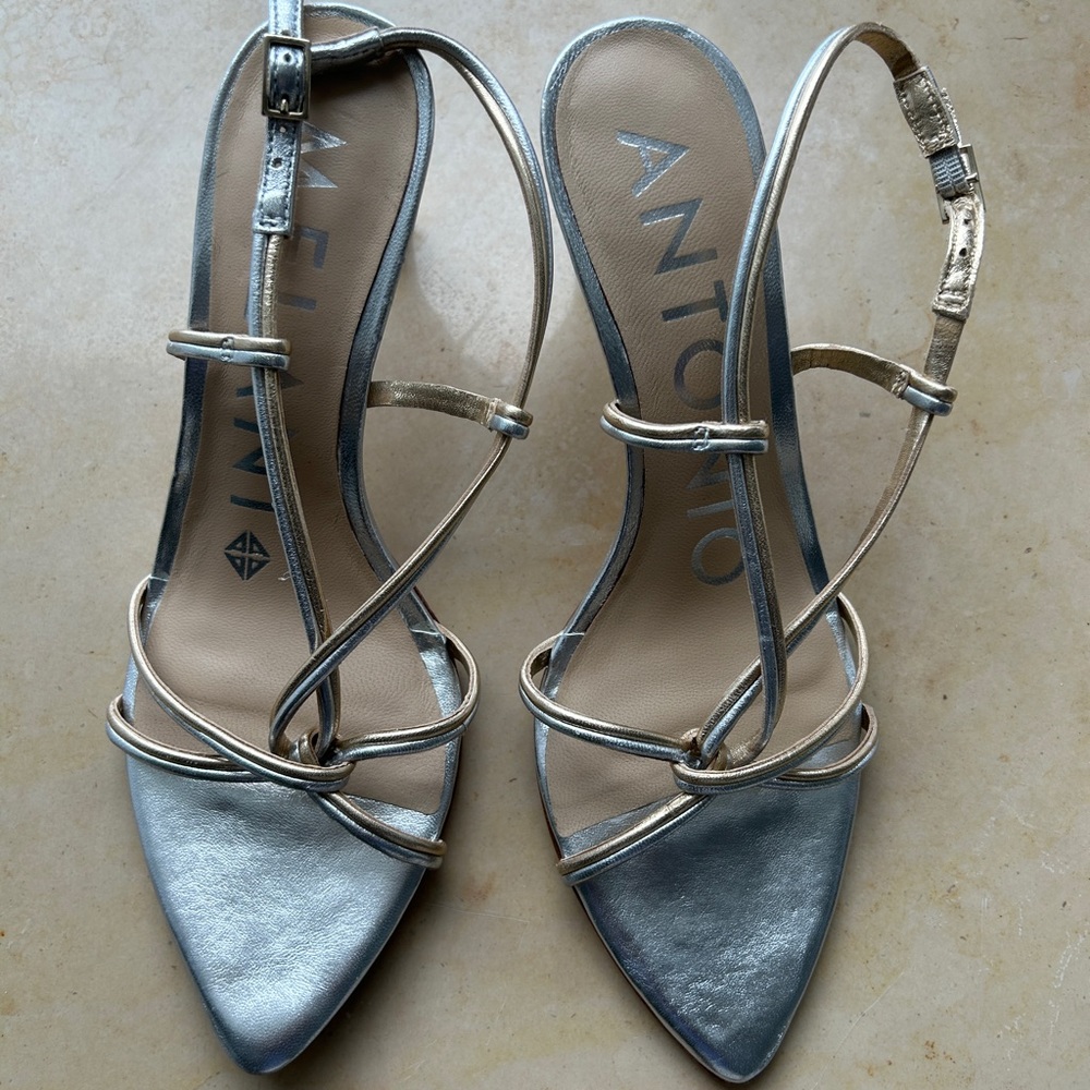 Antonio Melani Fabra pointed toe strappy metallic heels. Never worn. 7.5.